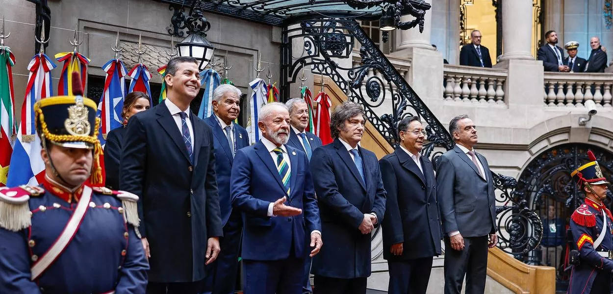 Brasil assume presidência do Mercosul em meio a turbulências globais