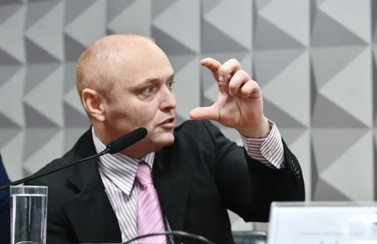 Hacker Delgatti pede regime semiaberto após cumprir 20 % da pena