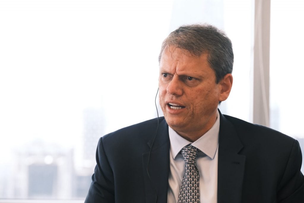 Republicanos articula estratégia para manter Tarcísio e conter assédio do PL