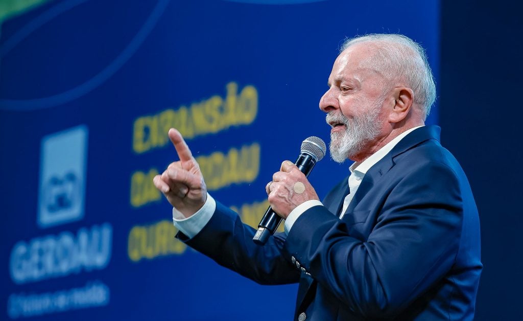 Lula deve deixar no Congresso a decisão sobre aumento de deputados