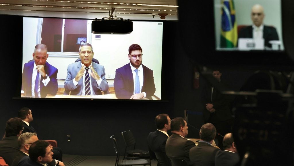 Braga Netto sofre nova derrota e Moraes mantém prazo para alegações finais