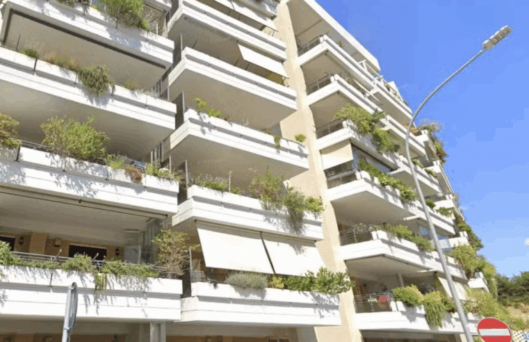 Jacuzzi e quadra de tênis: assim era o local onde Carla Zambelli foi presa em Roma