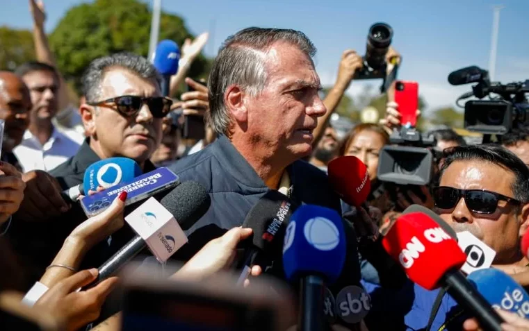 Bolsonaro admite: “vou ser preso até agosto” e reforça narrativa de golpe judicial