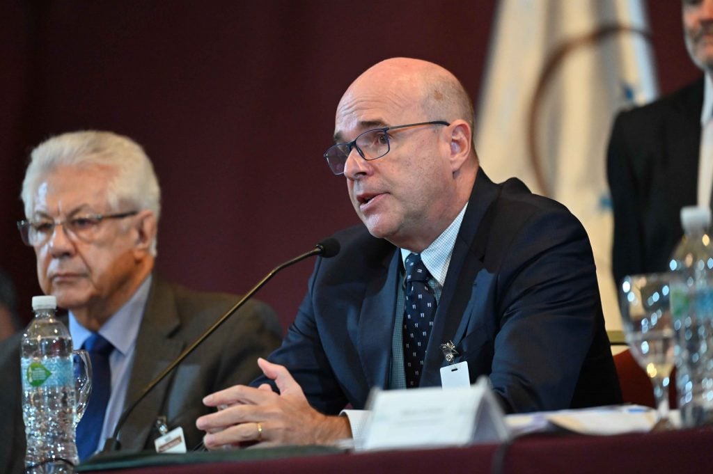 Brasil denuncia “tarifaço” de Trump na OMC e alerta: “atalho perigoso para a guerra”