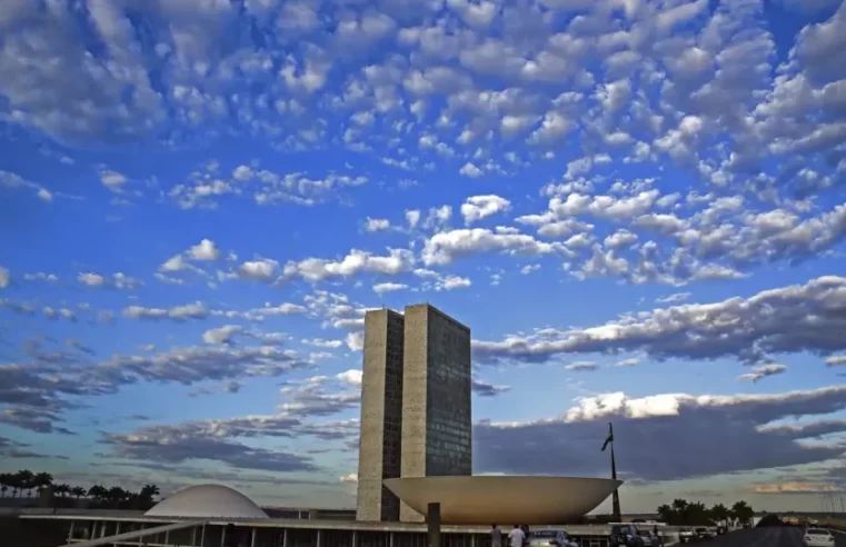 Maioria dos brasileiros reprova atuação do Congresso, revela pesquisa