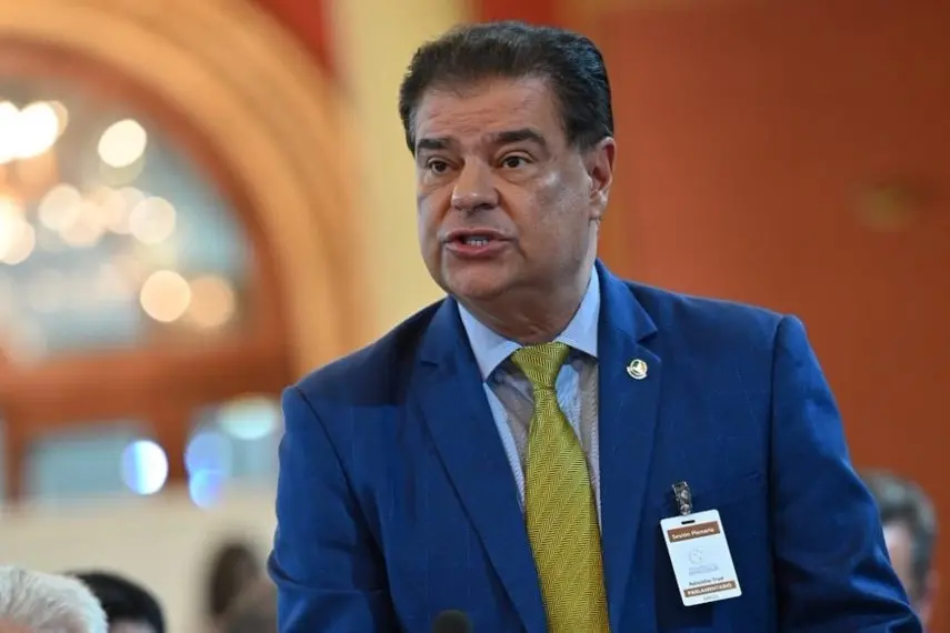 Senadores do Brasil se reúnem hoje com parlamentares dos EUA para discutir “tarifaço” de Trump