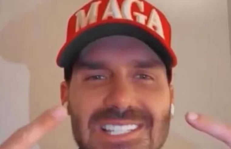 Eduardo Bolsonaro publica mensagem bizarra para Trump após tarifas contra o Brasil