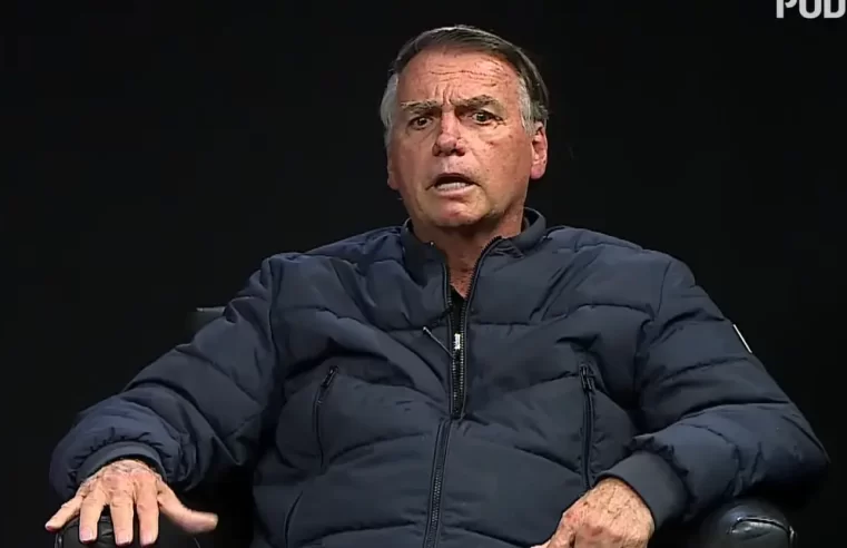 Bolsonaro diz ser “apaixonado por Trump e pelo povo dos EUA” durante entrevista