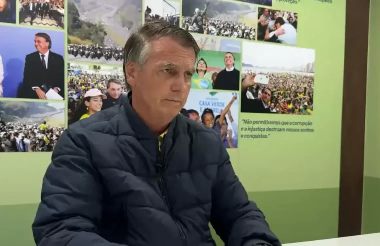 Bolsonaro dá entrevista à TV britânica ao vivo após colocar tornozeleira