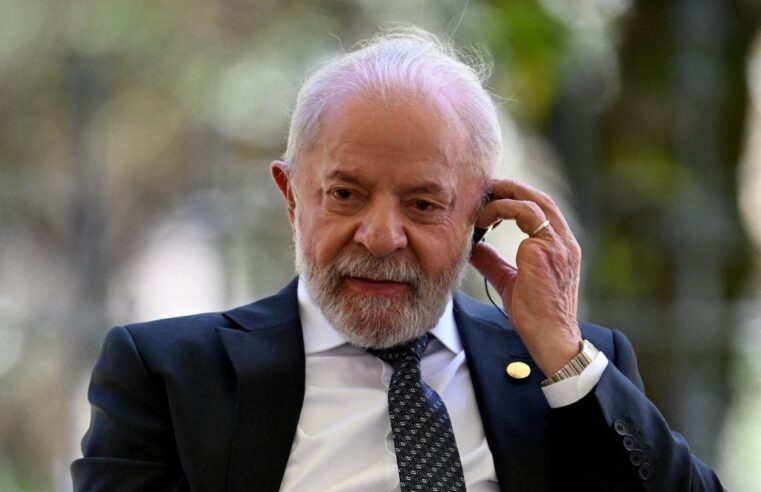 Lula decide ir à reunião da CELAC para discutir tensão na Venezuela