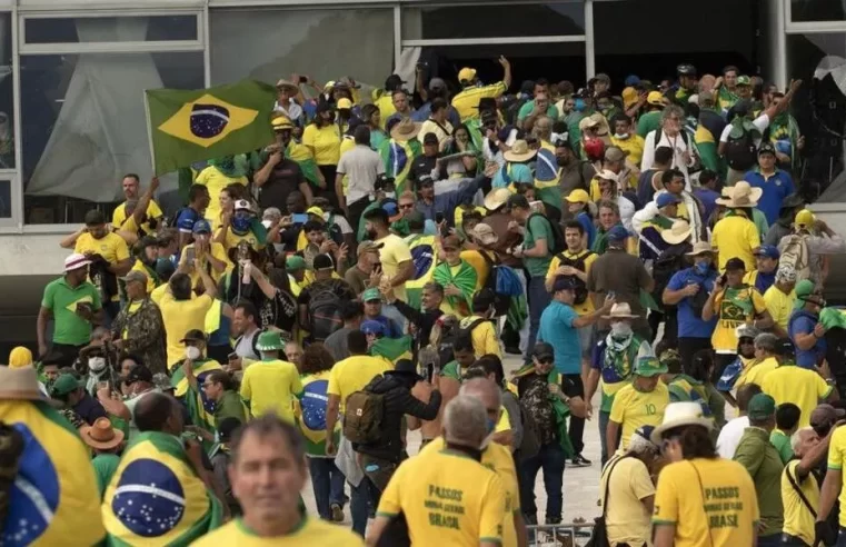 Pesquisa Atlas/Bloomberg: maioria dos brasileiros rejeita anistia ampla aos golpistas do 8 de janeiro