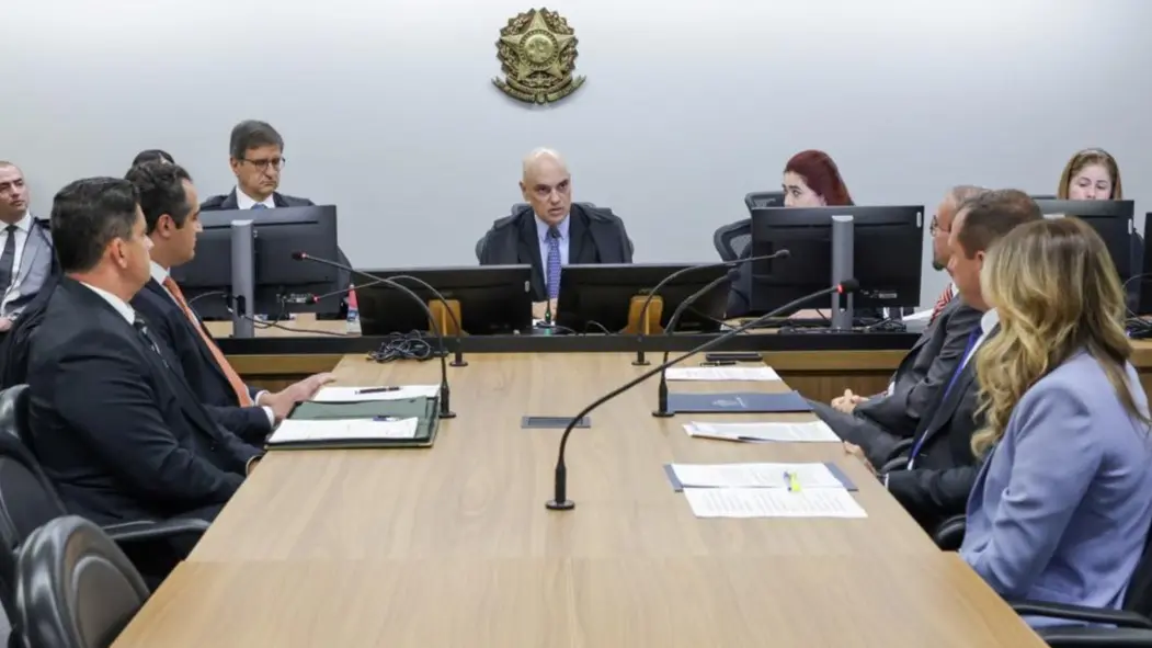 Mauro Cid recua e confirma versão de Câmara sobre minuta do golpe e monitoramento de Moraes