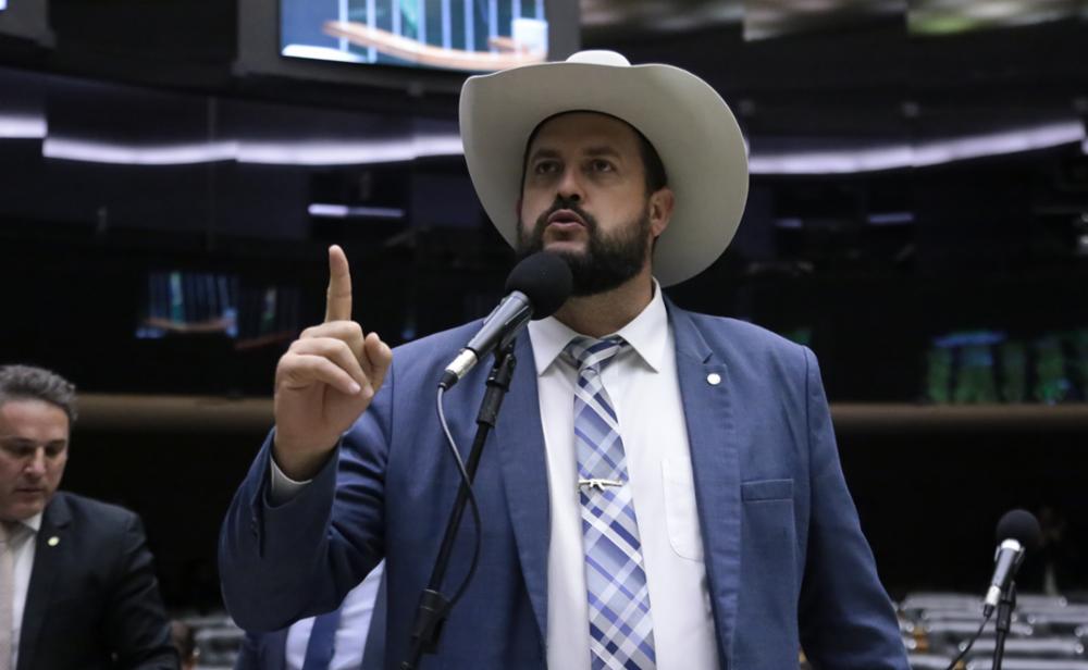 Zé Trovão ameaça Moraes e escancara violência vassalocrata