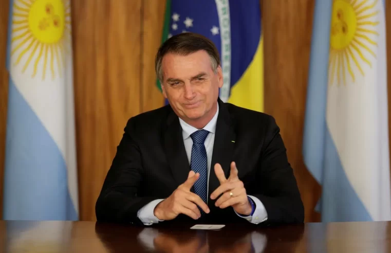 Bolsonaro recorre a tratado bolivariano de 1954 para tentar escapar da prisão
