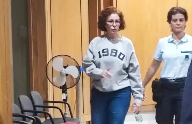 Grupo de direita organiza ato em Roma pela liberdade de Carla Zambelli