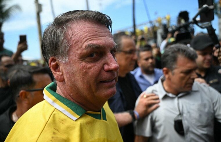 Bolsonaro completa 2 meses em prisão domiciliar e defesa pede revisão de pena