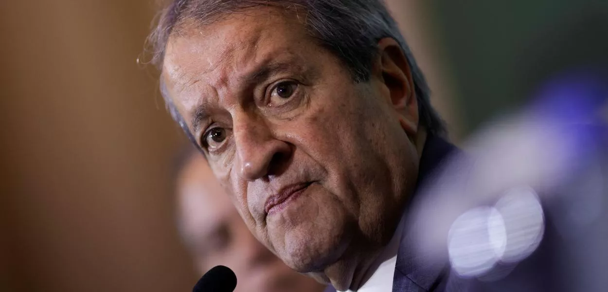 Tarcísio só entra no PL com bênção de Bolsonaro — plano presidencial em curso