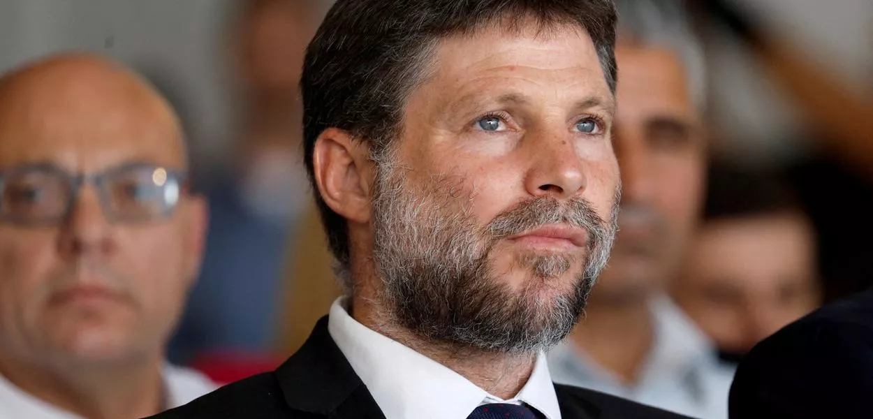 Ministro israelense promete “boom imobiliário” em Gaza e plano de negócios com Trump gera fortes reações