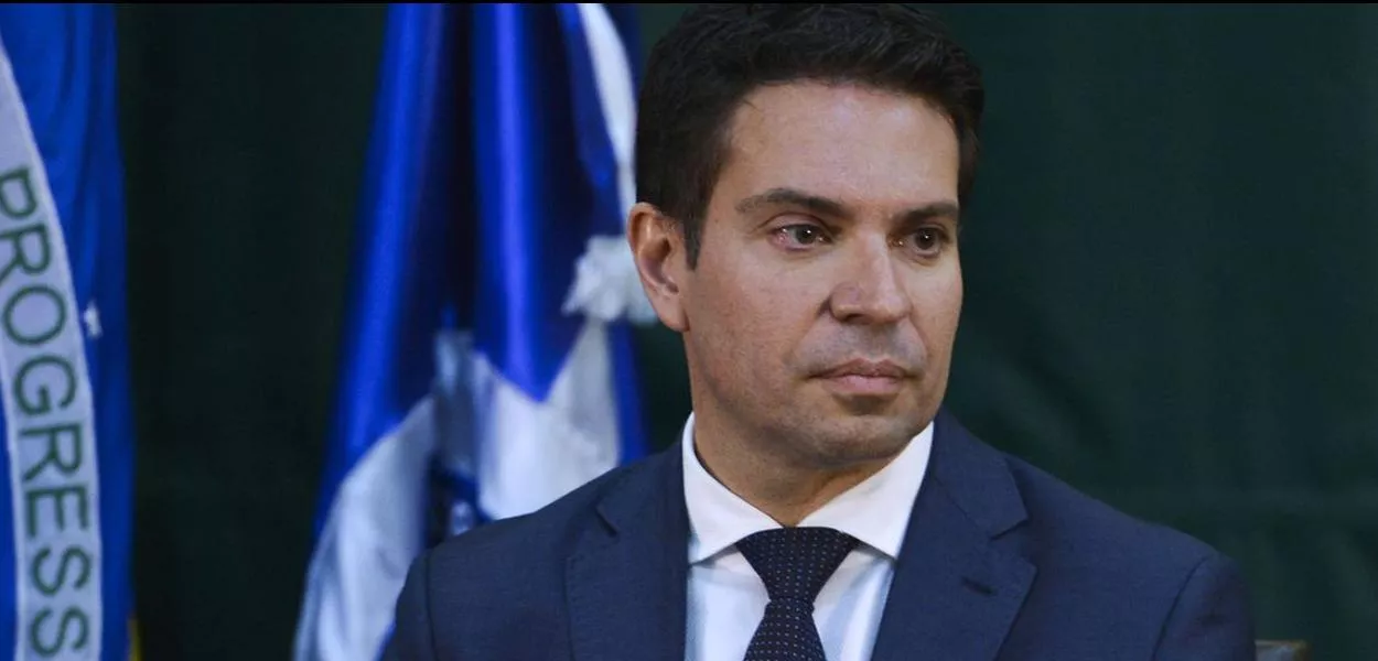 Moraes ordena perda de mandato de Alexandre Ramagem após condenação no golpe de 8 de janeiro