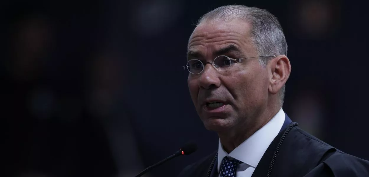 Defesa de Braga Netto acusa Mauro Cid de mentir descaradamente e tenta colocar delação em xeque