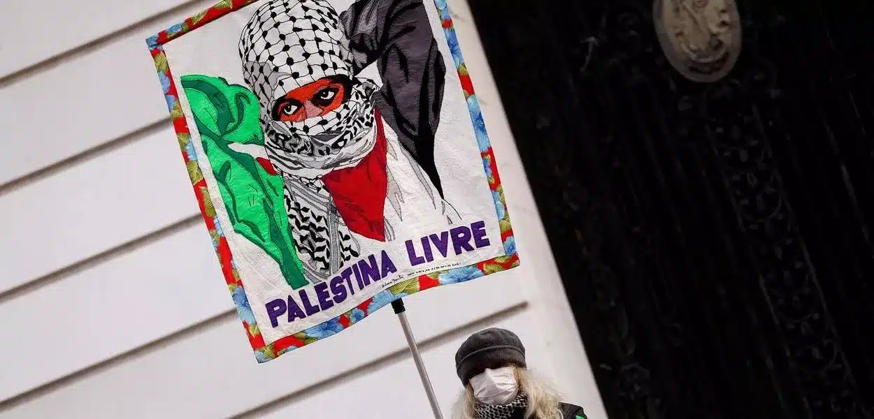 Palestina formaliza candidatura plena ao BRICS em gesto de revolta diplomática