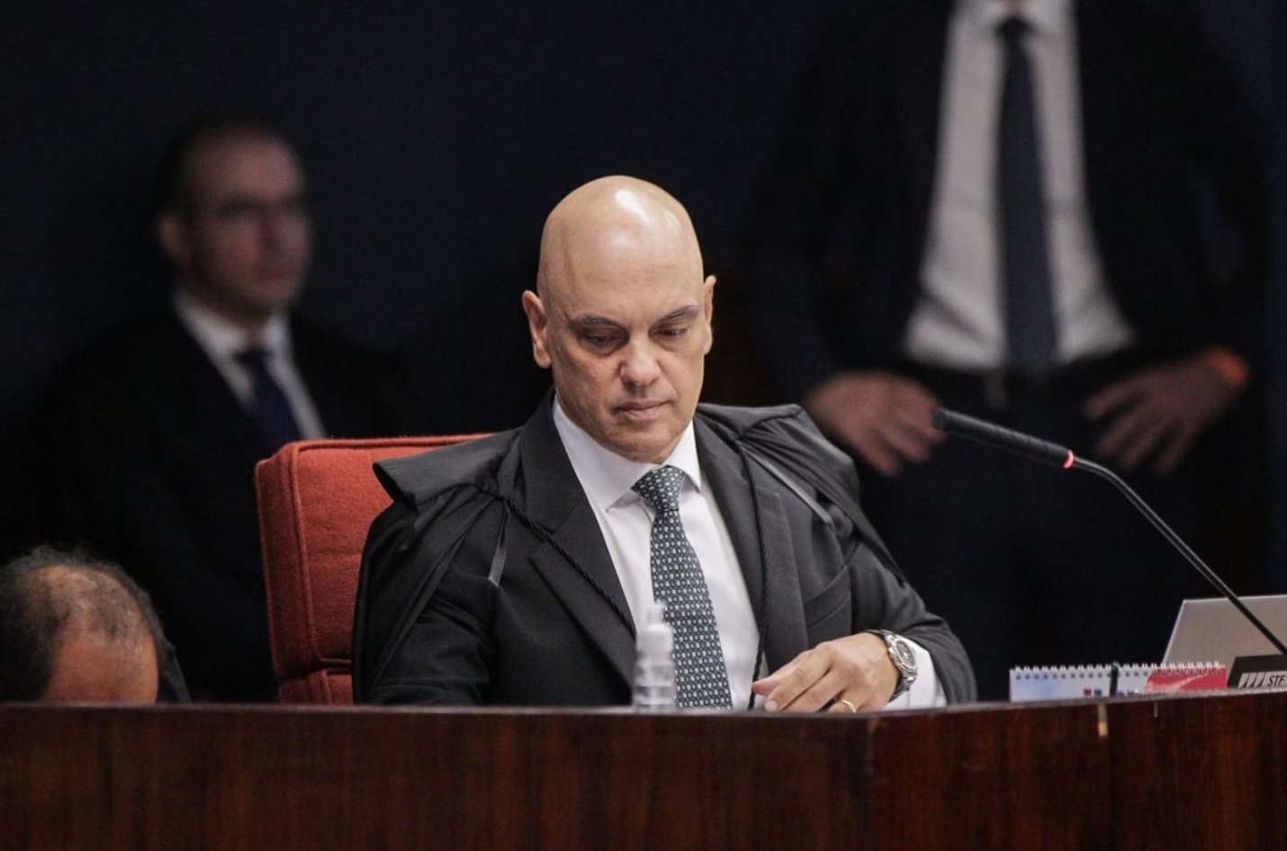 Moraes dá prazo para PGR e defesas do “núcleo 2” da trama golpista apresentarem alegações finais