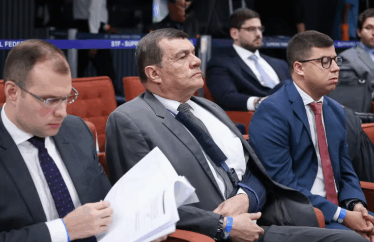 Defesa do general Paulo Sérgio joga Bolsonaro no epicentro do golpe e provoca fúria na base bolsonarista