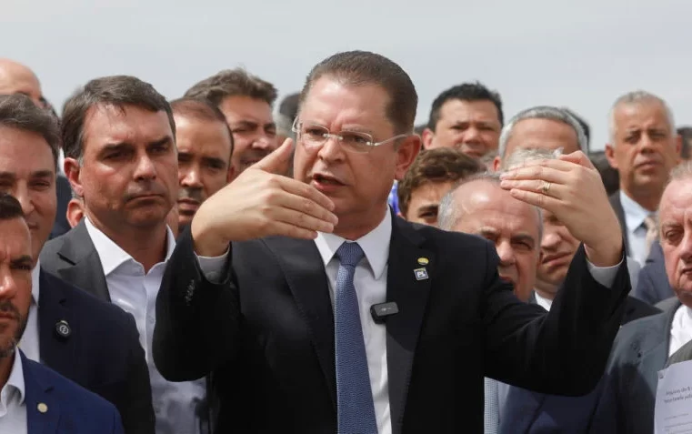 Sóstenes rejeita ‘anistia alternativa’ sem Bolsonaro e exige texto amplo