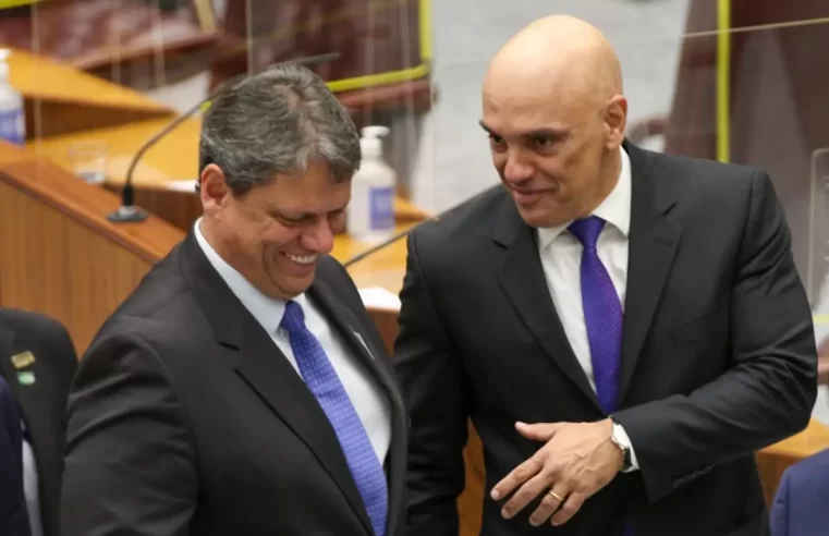 Moraes dá prazo de 5 dias para PGR se manifestar sobre pedido de investigação contra Tarcísio