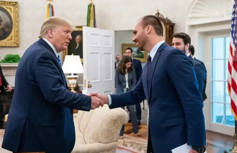 Eduardo Bolsonaro ataca “avanço comunista” em resort de Trump