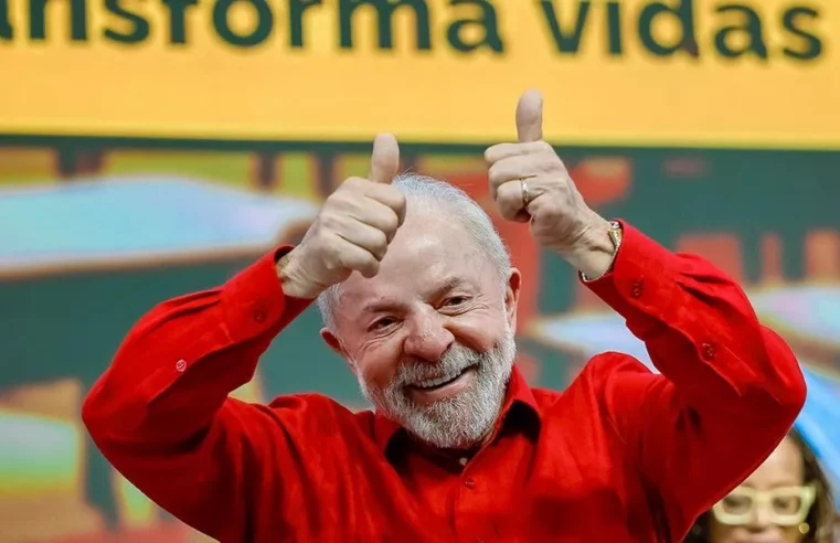 Oposição lança ofensiva no TCU para barrar reeleição de Lula