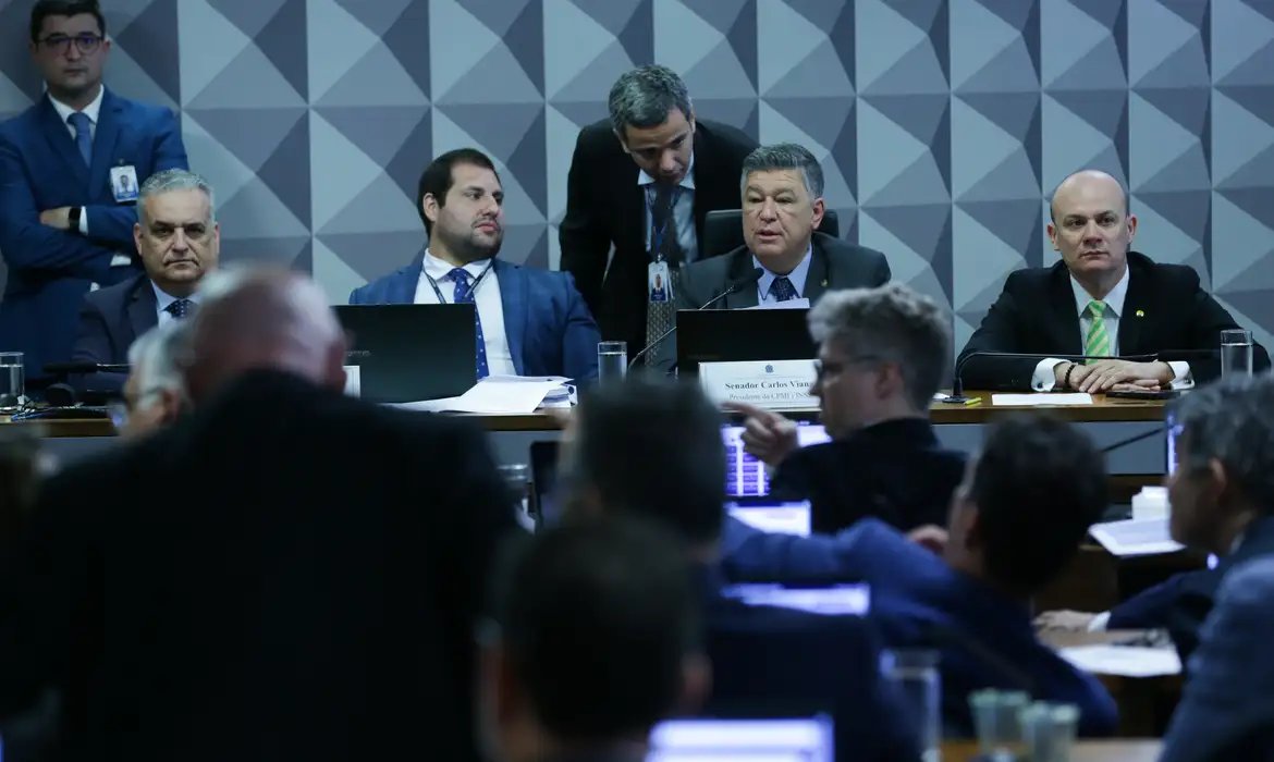 CPMI do INSS rejeita convocação de Frei Chico, irmão de Lula