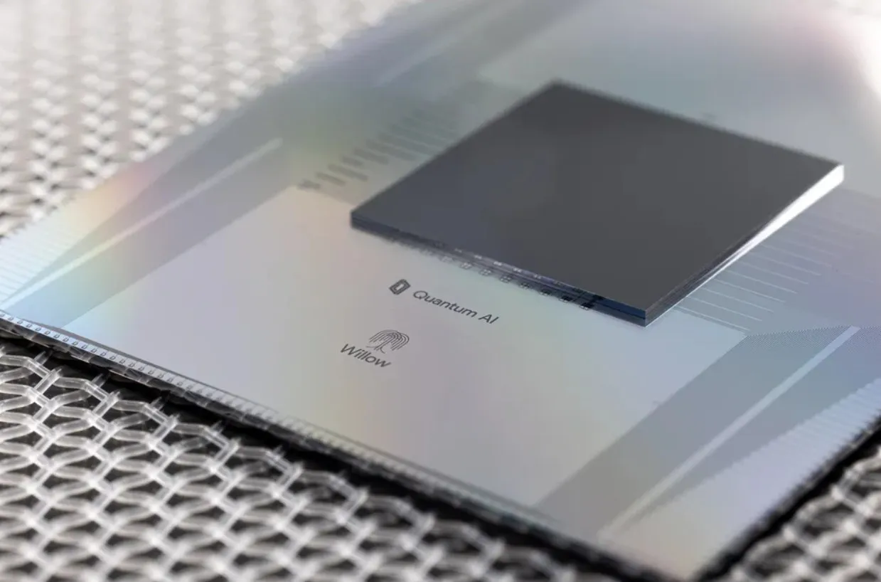 Google apresenta avanço histórico com chip quântico Willow
