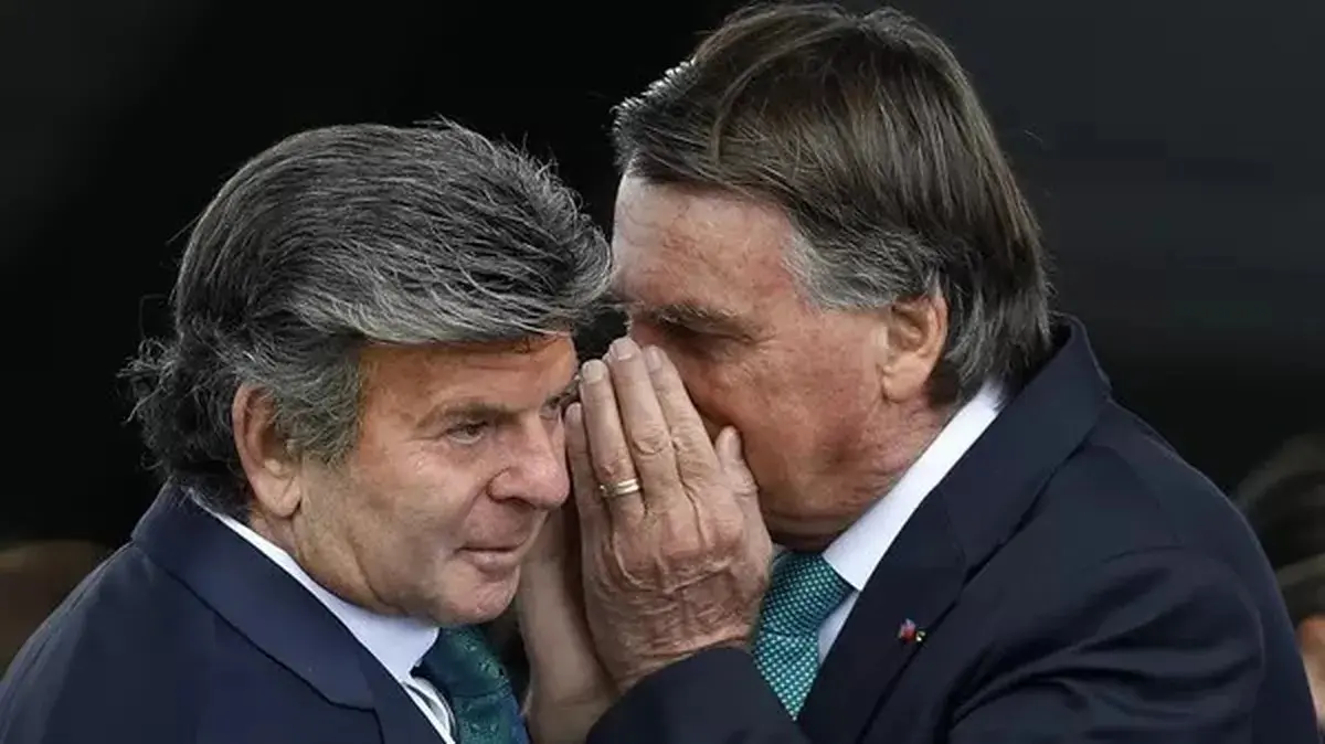 O ministro Luiz Fux, do Supremo Tribunal Federal (STF), e o ex-presidente Jair Bolsonaro. Foto: Reprodução