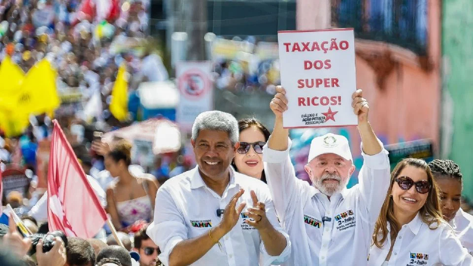 Lula exonera mais de 370 indicados ligados ao Centrão após derrota da taxação