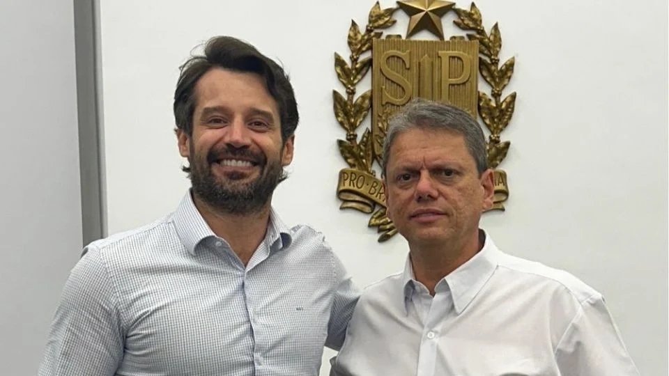 Escândalo no Governo Tarcísio: secretário enterra apurações de contratos suspeitos de R$ 50 milhões