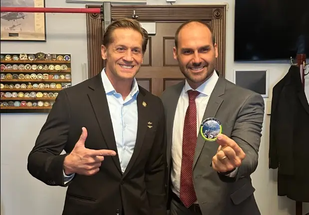 Aliado de Trump exige investigação sobre bancos brasileiros após sanção a Moraes