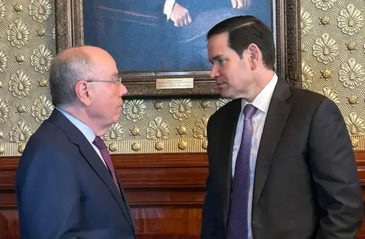 “Soltar Bolsonaro” não é tema da Casa Branca, diz ex-embaixador Rubens Barbosa