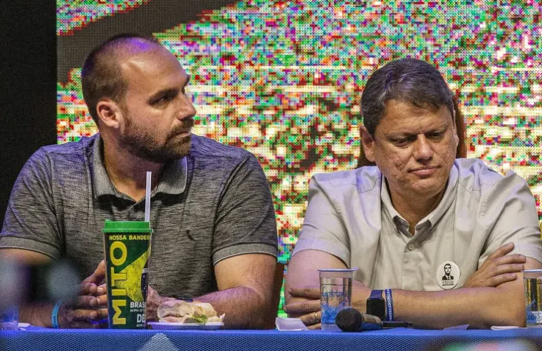 Eduardo Bolsonaro rejeita candidatura de Tarcísio — rachadura aberta na direita