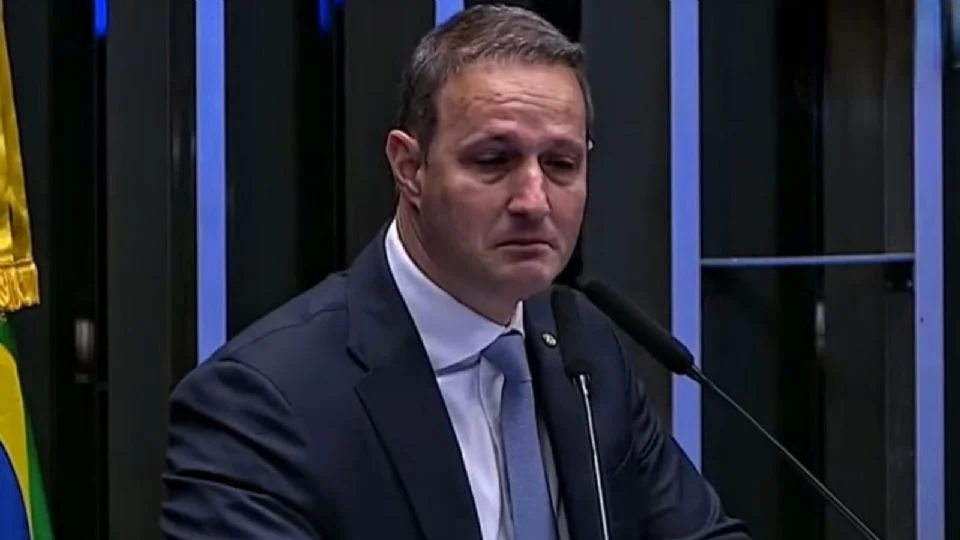 Derrite ativa artilharia digital e tenta ataque contra governo Lula após escândalo da PF