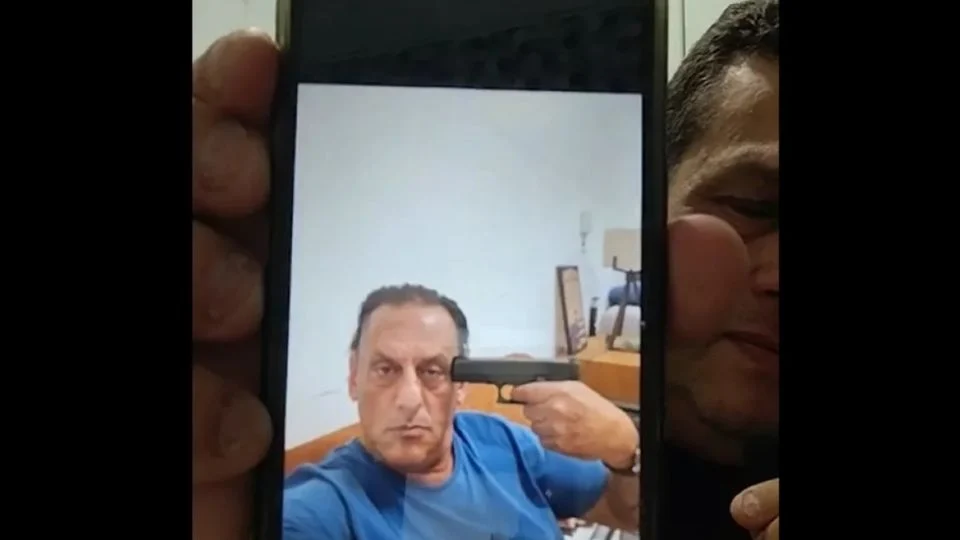 Advogado da família Bolsonaro, Frederick Wassef é acusado de ameaçar político com frase de morte
