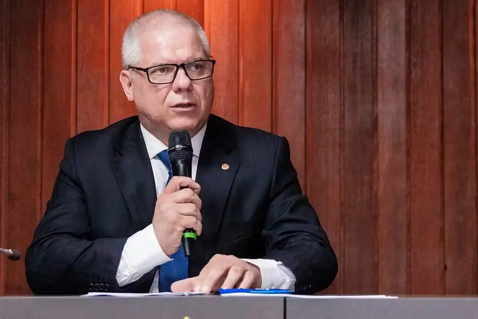 PF prende ex-presidente do INSS e cumpre mandados contra ex-ministro do governo Jair Bolsonaro