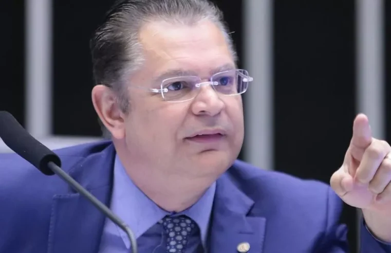 Líder do PL ataca Moraes por decisão sobre Zambelli e o chama de “ditador psicopata”