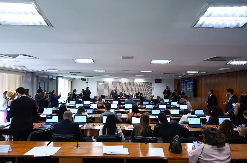 PL da Dosimetria passa na CCJ e segue para plenário do Senado