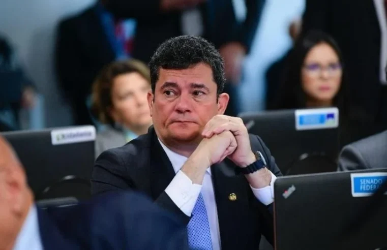 Moro chama de “fantasiosa” operação da PF na Lava-Jato e tenta blindar legado judicial