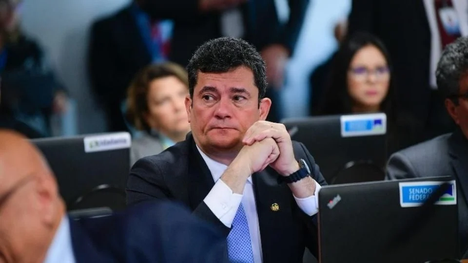 Moro chama de “fantasiosa” operação da PF na Lava-Jato e tenta blindar legado judicial