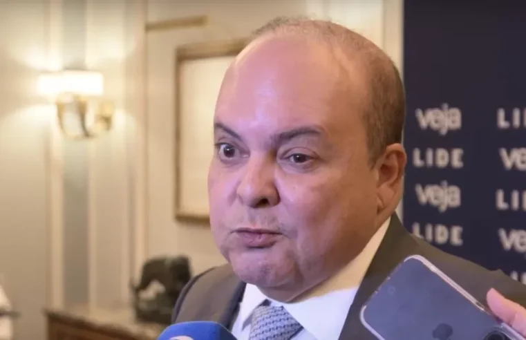 Partidos pedem ao STJ afastamento de Ibaneis Rocha por envolvimento no caso Banco Master