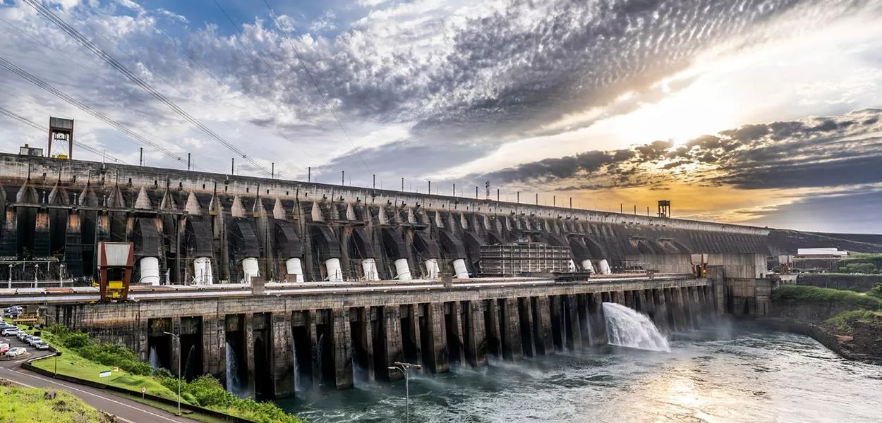 Itaipu repassa R$ 1,38 bilhão em royalties ao Brasil em 2025