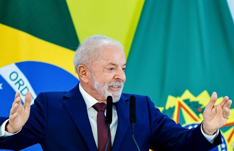 Lula busca ampliar discurso além de benefícios sociais para conquistar eleitorado e reduzir rejeição em 2026