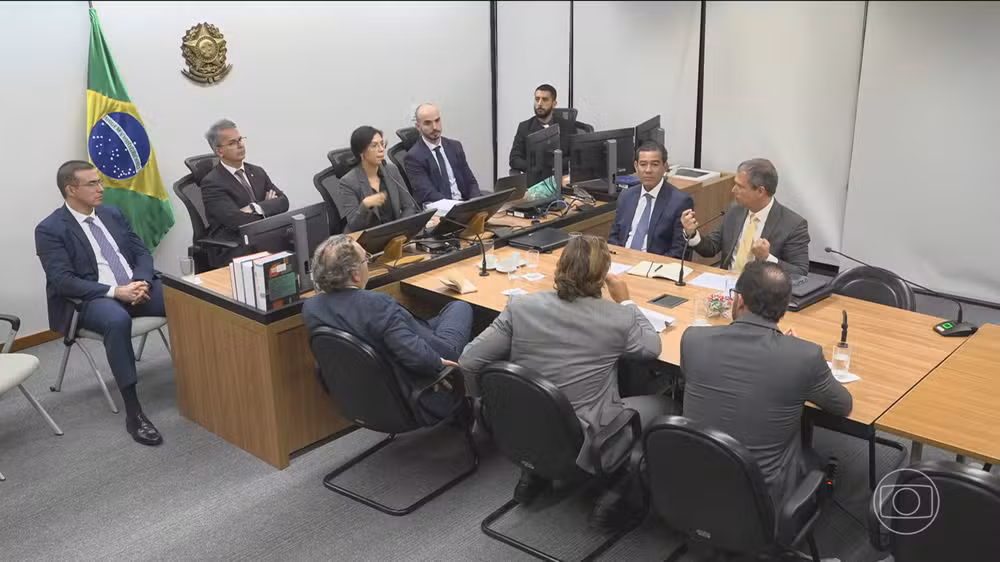 Vorcaro diz à PF que “tem amigos em todos os Poderes” ao negar influência política no caso Master
